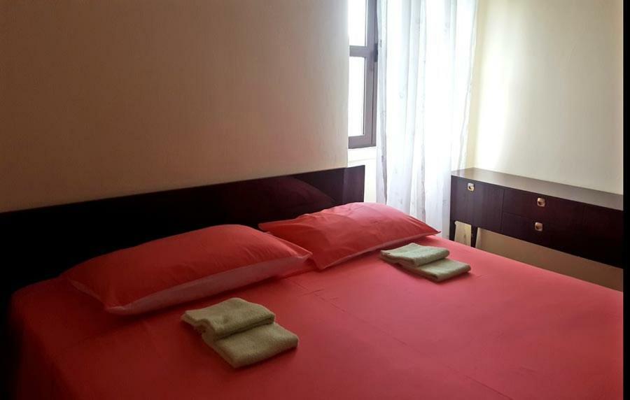 Crveni Apartman Cres Exterior foto